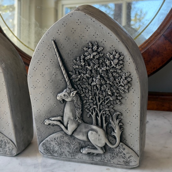 RESERVED msyentl11 Vintage Repro Unicorn & Lion Gray Stone Bookends from 15th c. - Picture 11 of 11